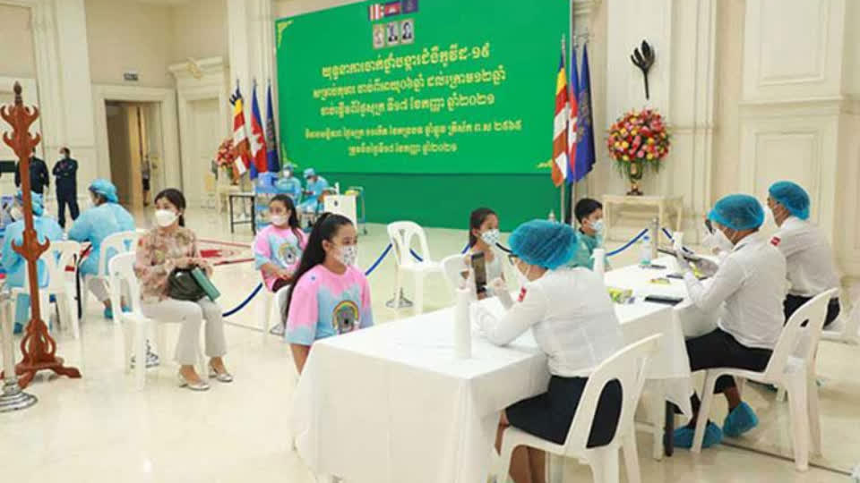最新！柬埔寨6至12岁儿童疫苗接种完成近98%