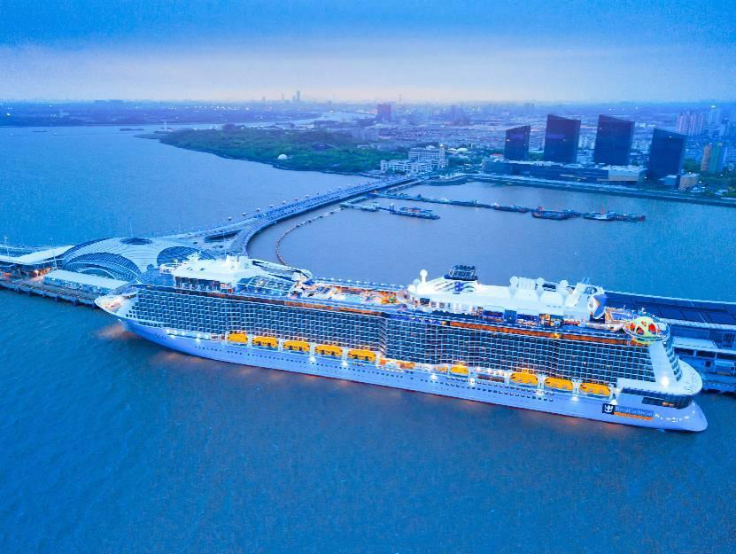 上海迎来“五一”前最大入境旅游团，皇家加勒比邮轮重启上海母港